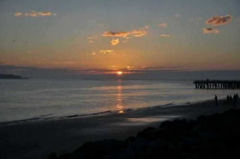 Bed & Breakfast Ocean Inn And Suites