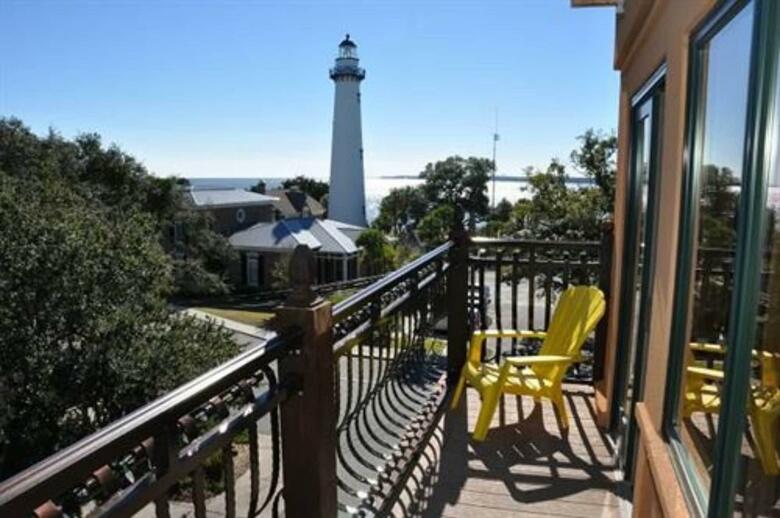 Bed & Breakfast Ocean Inn And Suites