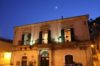 Palazzo 'il Cavaliere' - B&B Di Charme
