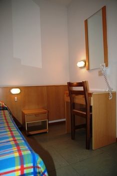 Hotel Bucaneve