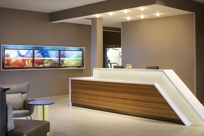 Hotel Springhill Suites By Marriott Indianapolis Downtown