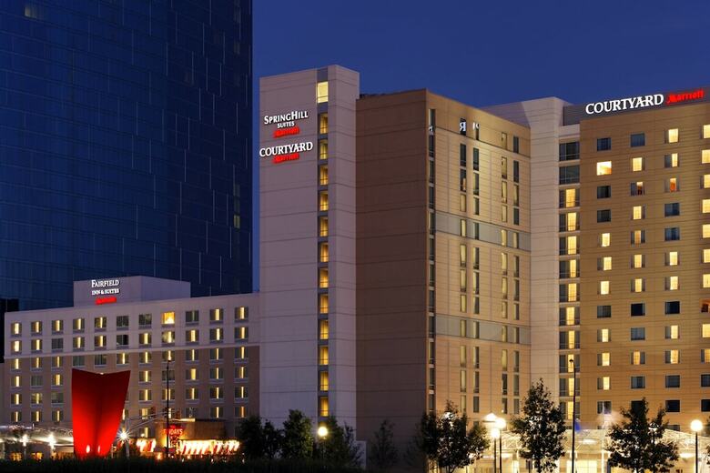 Hotel Springhill Suites By Marriott Indianapolis Downtown