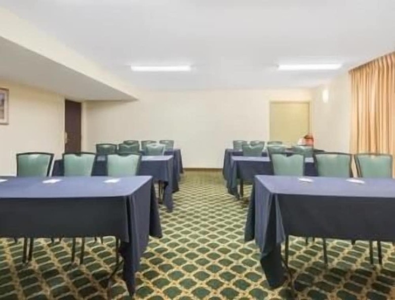 Hotel Days Inn Indianapolis Off I-69