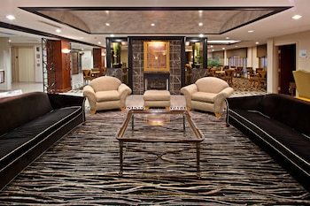 Holiday Inn Express Hotel & Suites Greenwood