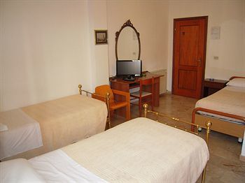 Bed & Breakfast Riva Reno Guesthouse