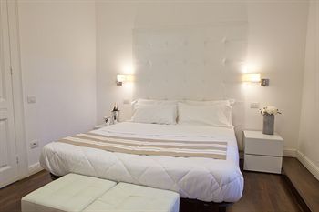 Bed & Breakfast Cagliari Boutique Rooms