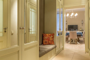 Aparthotel Wooden Villa