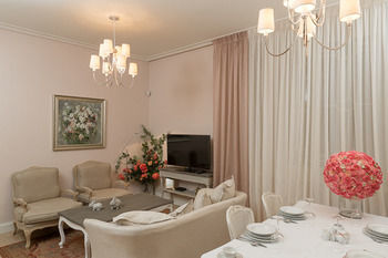 Aparthotel Wooden Villa