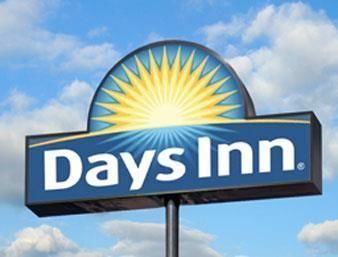 Hotel Days Inn & Suites Monroe
