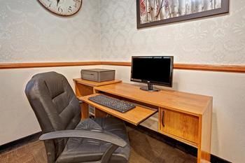 Hotel Days Inn & Suites Monroe
