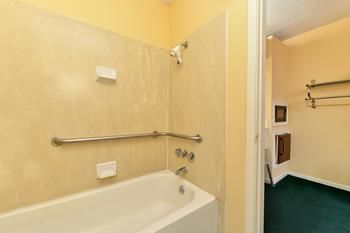 Hotel Americas Best Value Inn