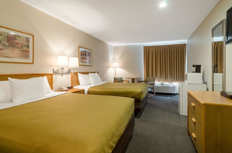 Hotel Rodeway Inn