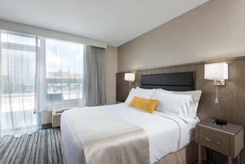 Hotel Wyndham Garden Laguardia South