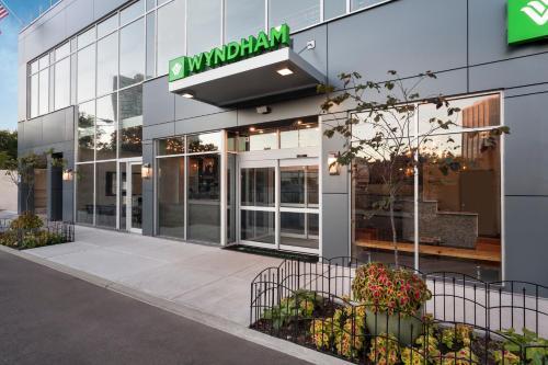 Hotel Wyndham Garden Laguardia South