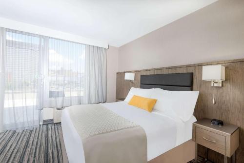 Hotel Wyndham Garden Laguardia South