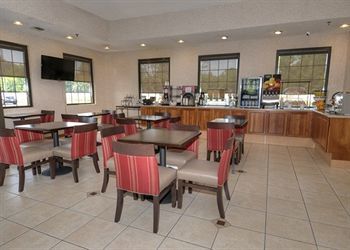 Hotel Comfort Inn