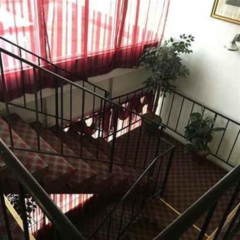 Hostal M Star Hotel Mansfield