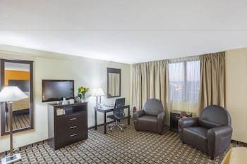 Hotel Quality Inn & Suites Cincinnati Downtown