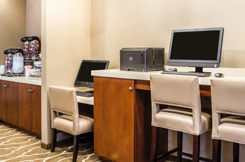 Hotel Comfort Suites Manheim - Lancaster