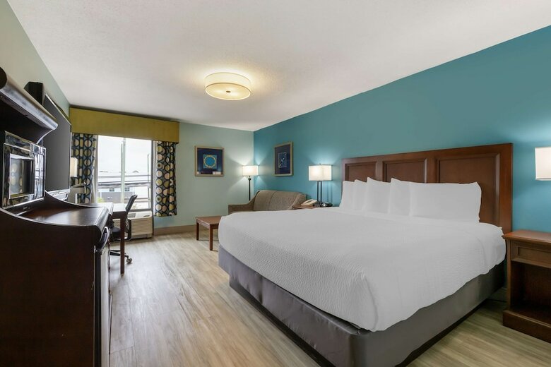 Best Western Plus Myrtle Beach Hotel