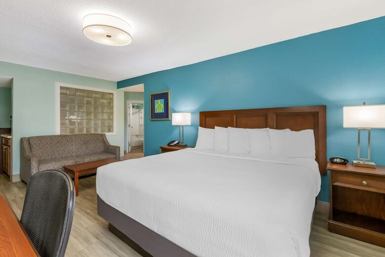 Best Western Plus Myrtle Beach Hotel