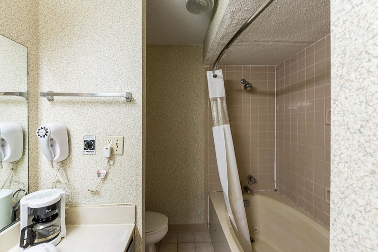 Motel Rodeway Inn And Suites