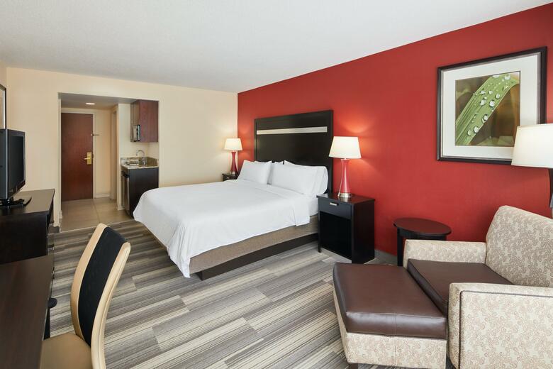 Hotel Holiday Inn Express I-26 & Us 29 At Westgate Mall