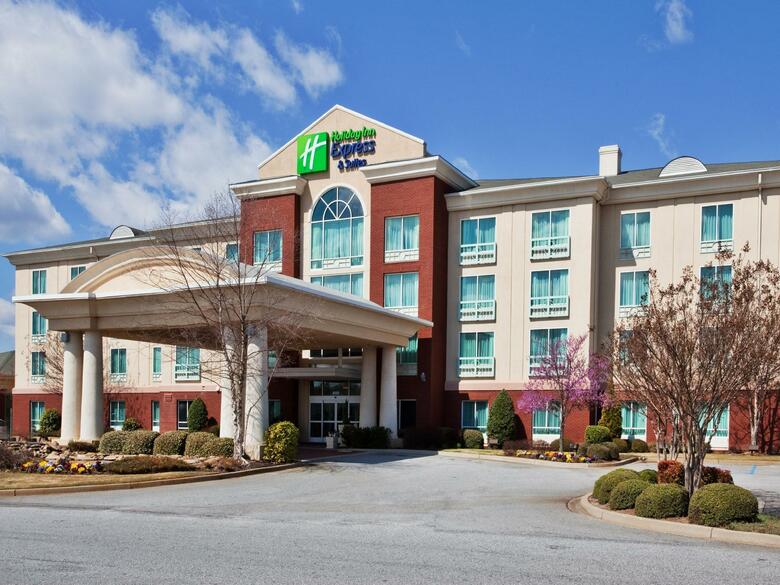 Hotel Holiday Inn Express I-26 & Us 29 At Westgate Mall