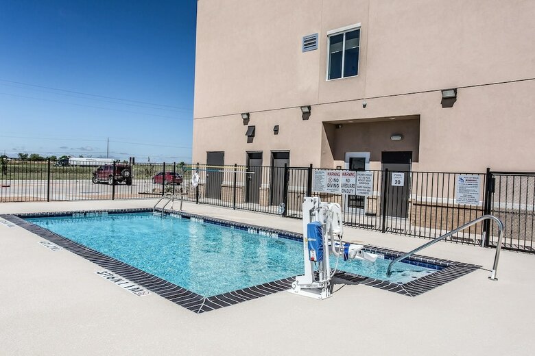 Hotel Comfort Inn & Suites