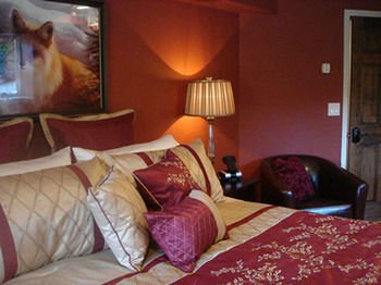 Fox Den Bed And Breakfast