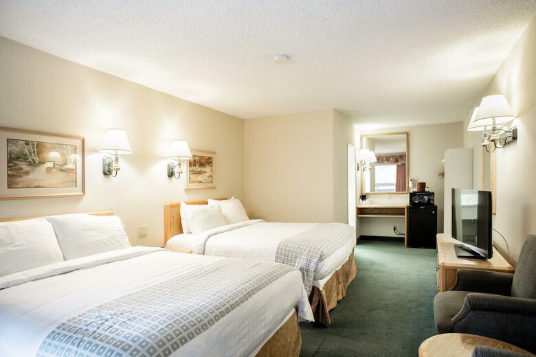 Hotel Mountaineer Lodge