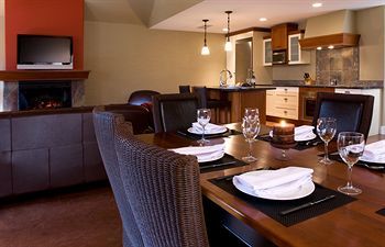 Hotel Solara Resort And Spa