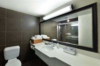 Victoria Inn Hotel And Convention Centre Winnipeg
