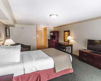 Hotel Quality Inn & Suites