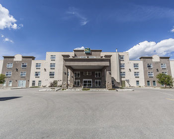 Hotel Quality Inn & Suites