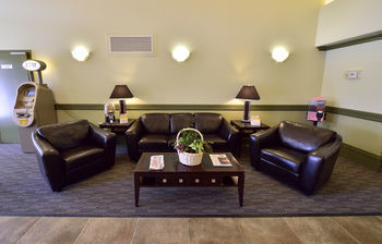 Hotel Quality Inn & Suites