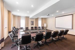 Hotel Comfort Inn & Suites