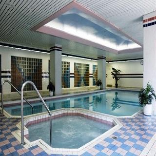 Aparthotel Cartier Place Suite Hotel