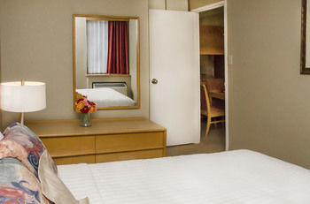 Aparthotel Cartier Place Suite Hotel