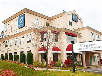 Hotel Pacific Inn & Suites