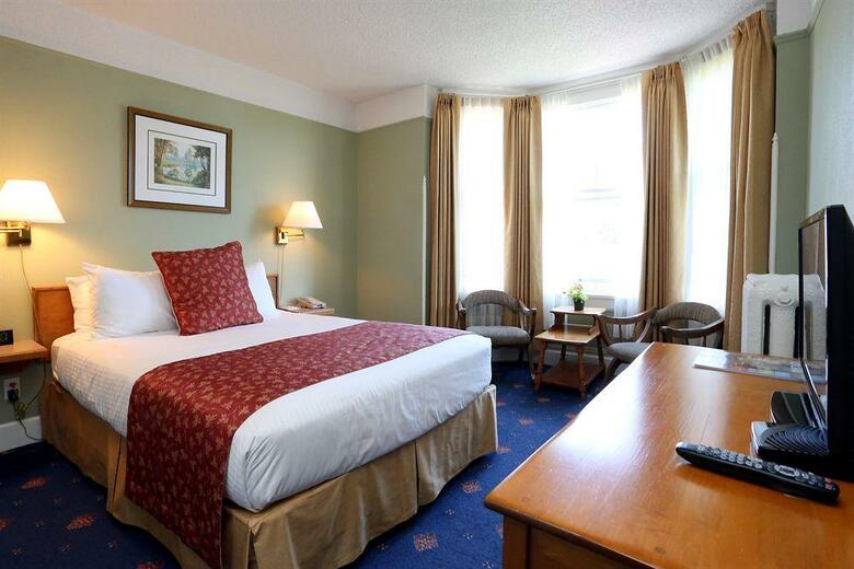 James Bay Inn Hotel & Suites