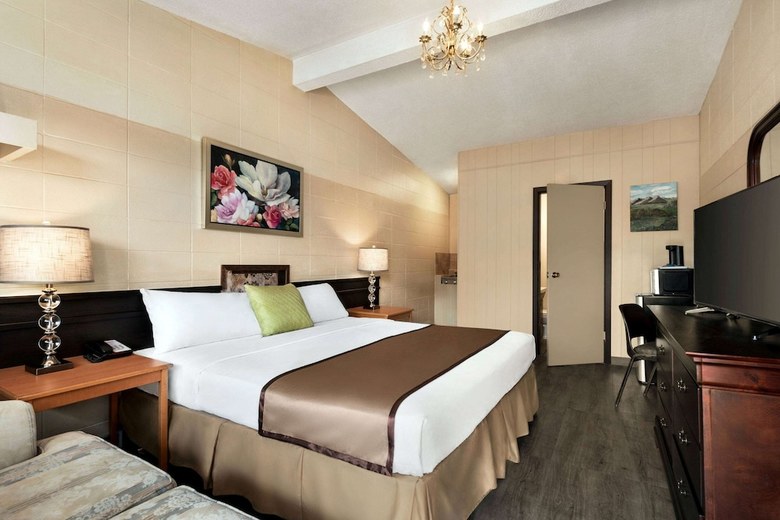 Hotel Thriftlodge Edmonton