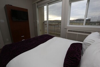 Platinum Hotel