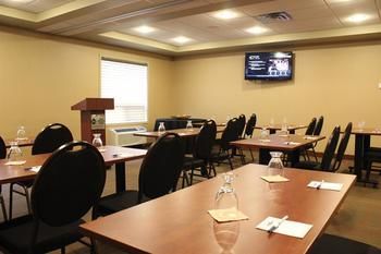 Hotel Best Western Plus Service Inn & Suites
