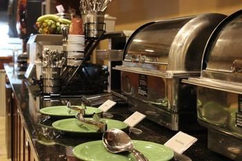 Hotel Best Western Plus Service Inn & Suites