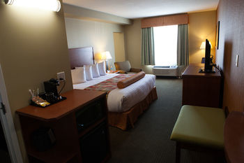 Hotel Best Western Plus Service Inn & Suites