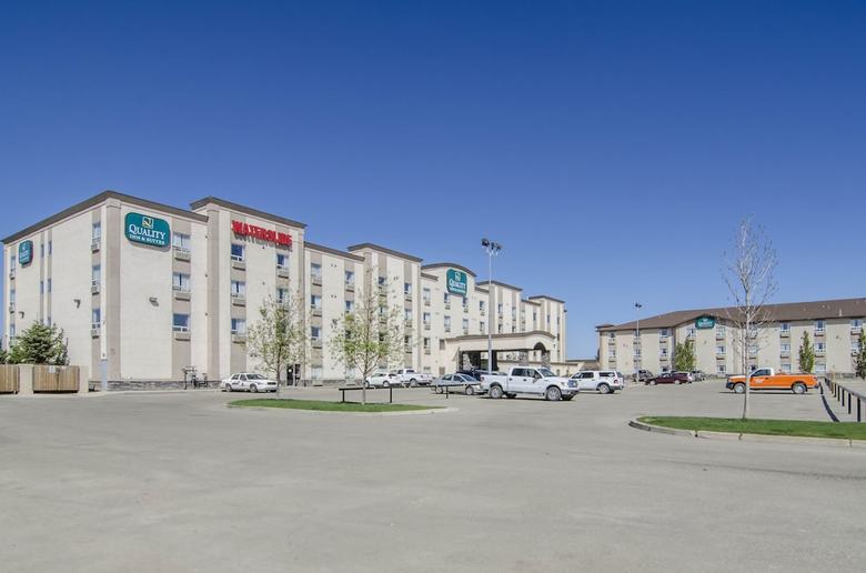 Hotel Quality Inn & Suites