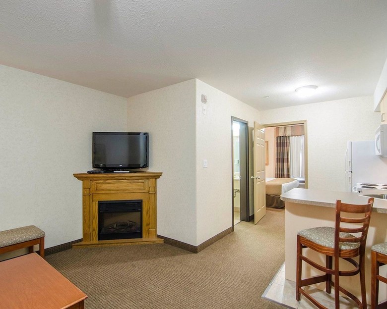 Hotel Quality Inn & Suites