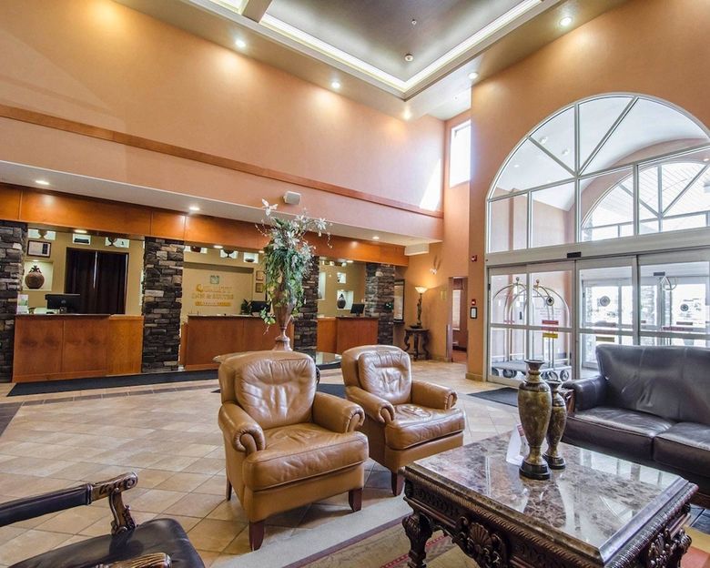 Hotel Quality Inn & Suites