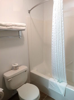 Motel R&r Inn